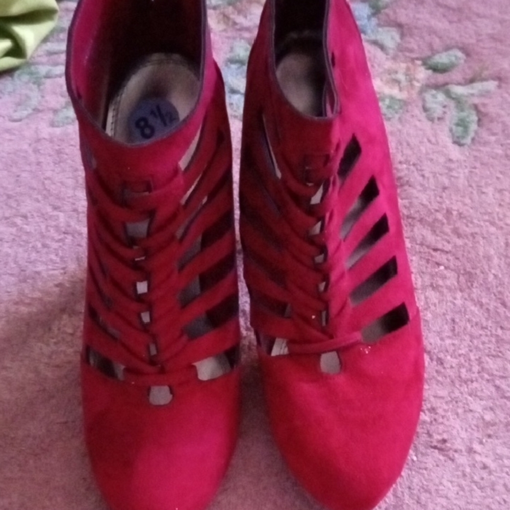 Women's Red Strappy Heel Booties Size 8 1/2..